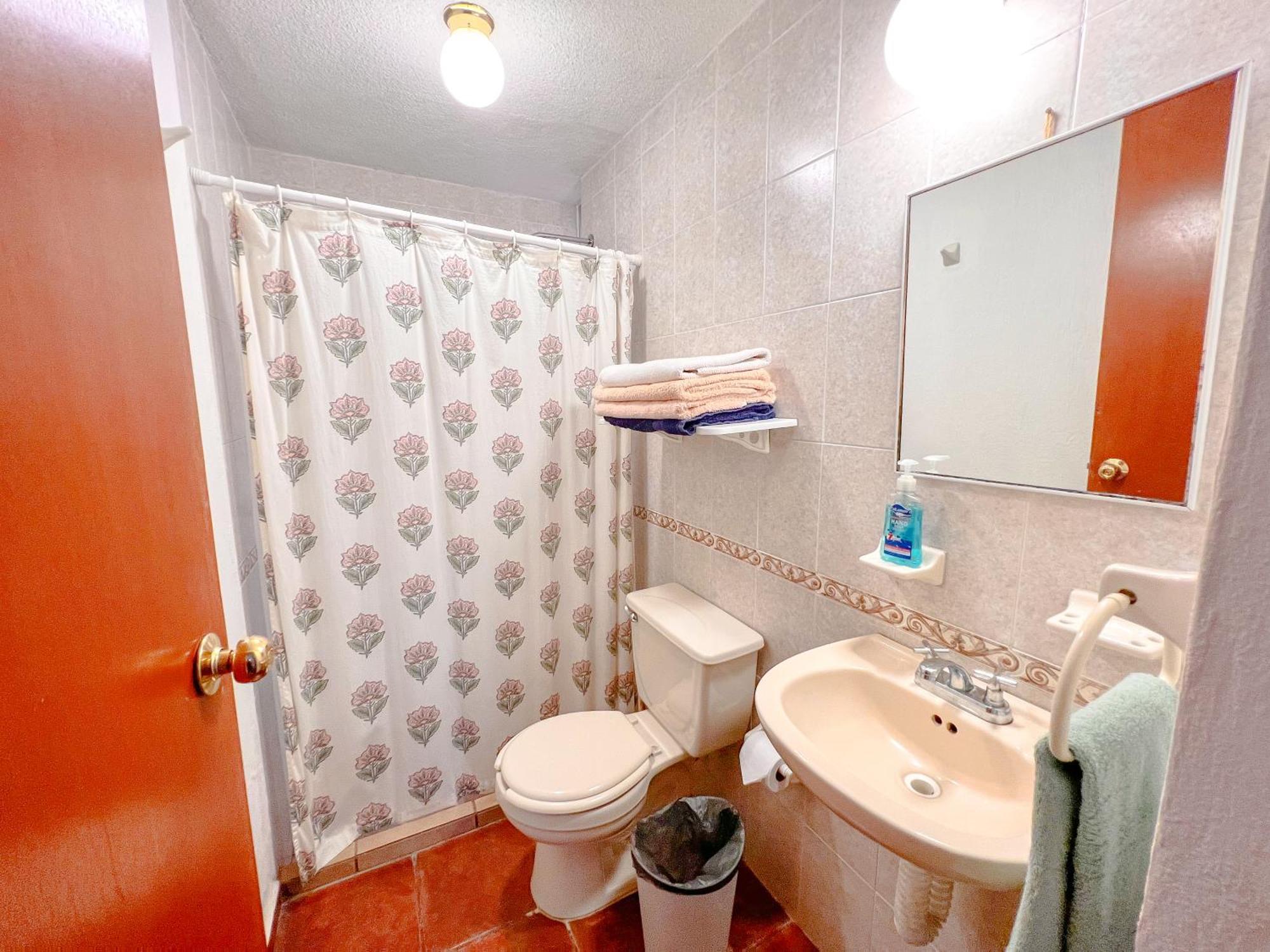 Colorful Family Condo With Terrace And Free Parking Guanajuato Eksteriør bilde